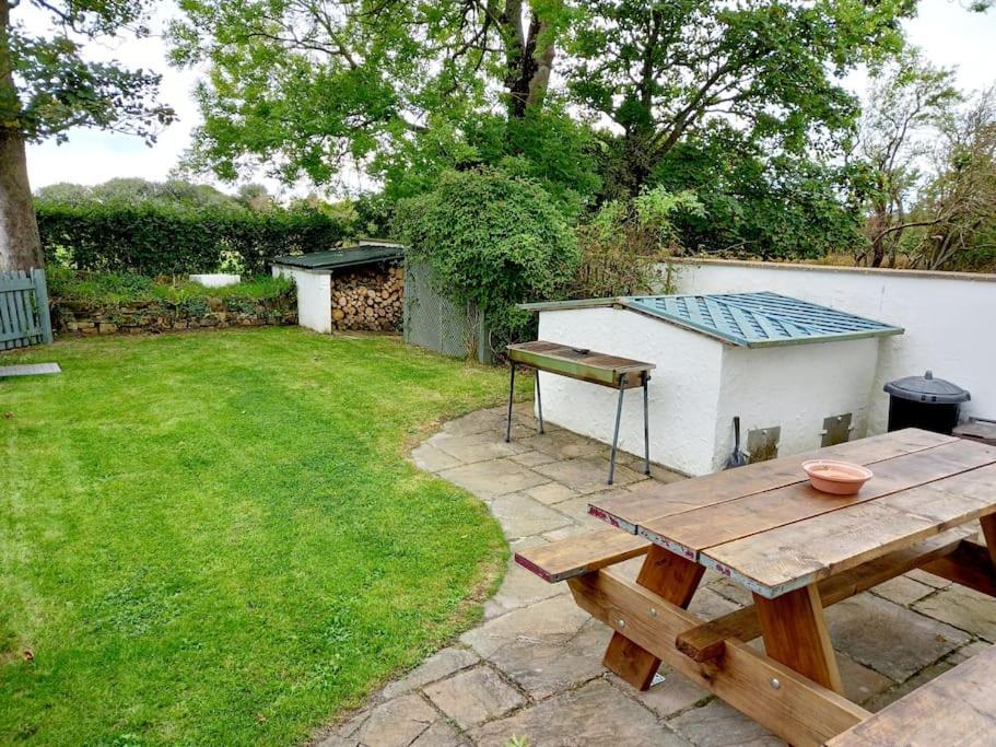 Rhos Y Bel Cottage Angelsey Llangadwaladr  Exterior foto